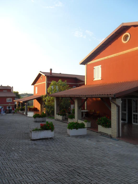 Hotel Fattoria Cerreto 3*
